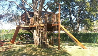 Construção de Casa na Árvore Grajau - Construção de Deck de Madeira Construção de Casa na Árvore Grajau - Construção de Deck de Madeira